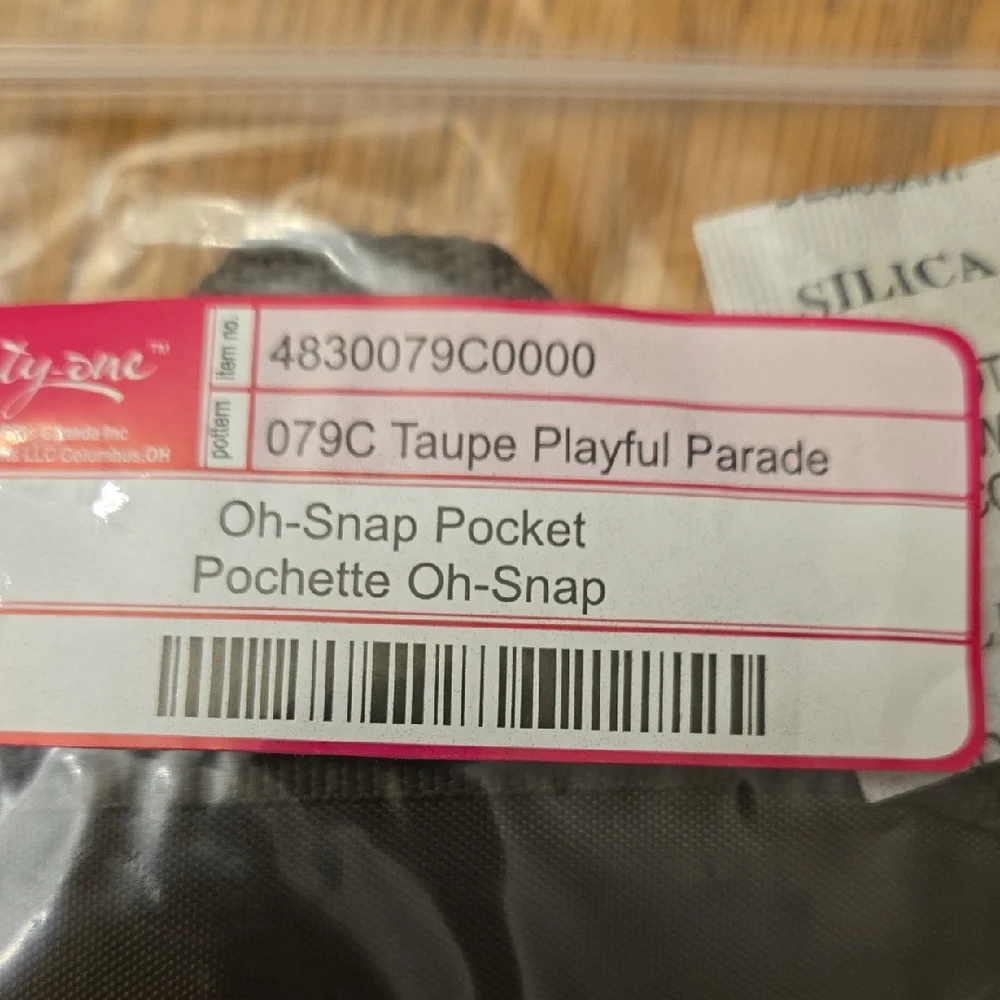 thirty-one Oh-Snap Pocket Taupe Playful Parade